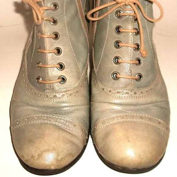 Vintage Handmade Lace-Up Side-Zip Low Heel Italian Boots with a Story 10M - Picture 2 of 8